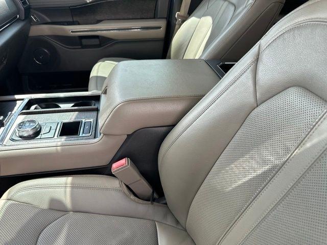 Ford Expedition  2018