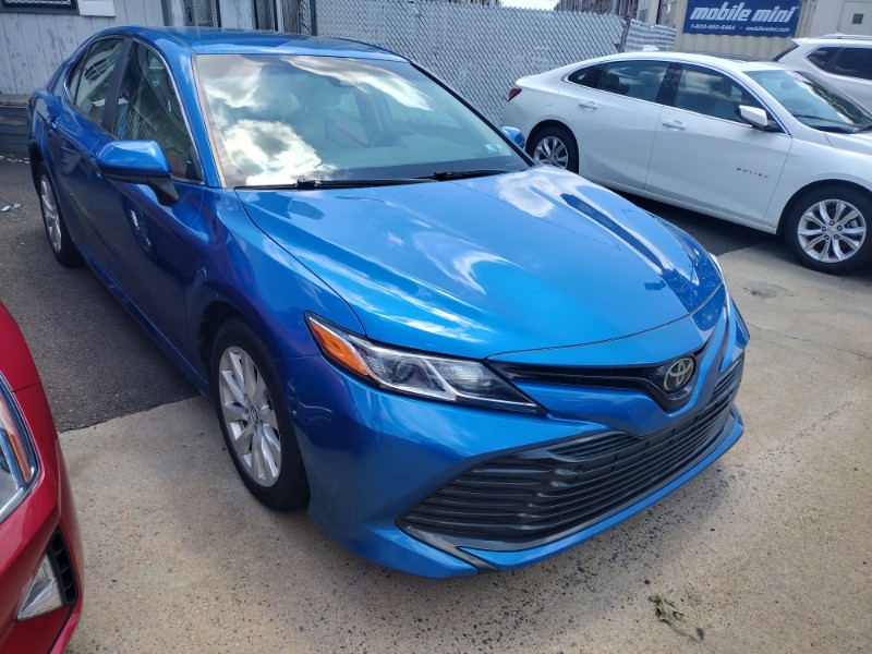 Used 2019 Toyota Camry XLE for Sale in Philidelphia PA 19149 Samson Motors
