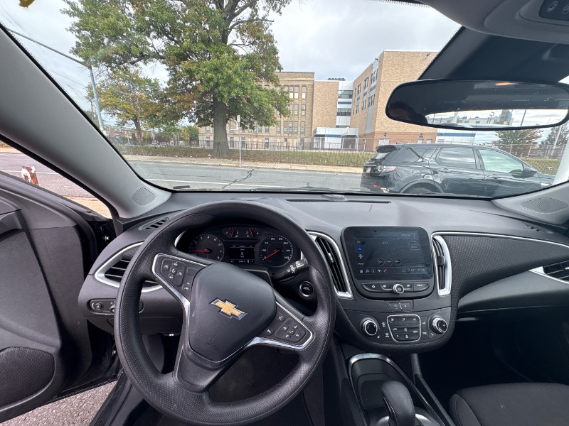 Chevrolet Malibu  2024 Chevrolet Malibu  2024