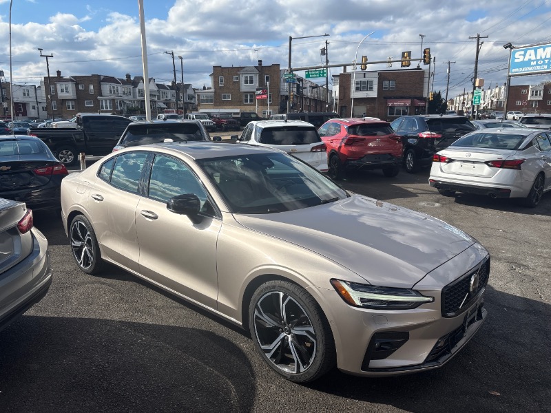 Volvo S60  2024 Volvo S60  2024