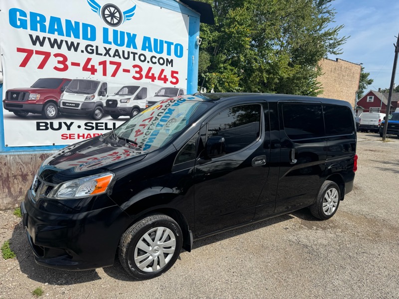 2019 Nissan NV200 SV photo 3
