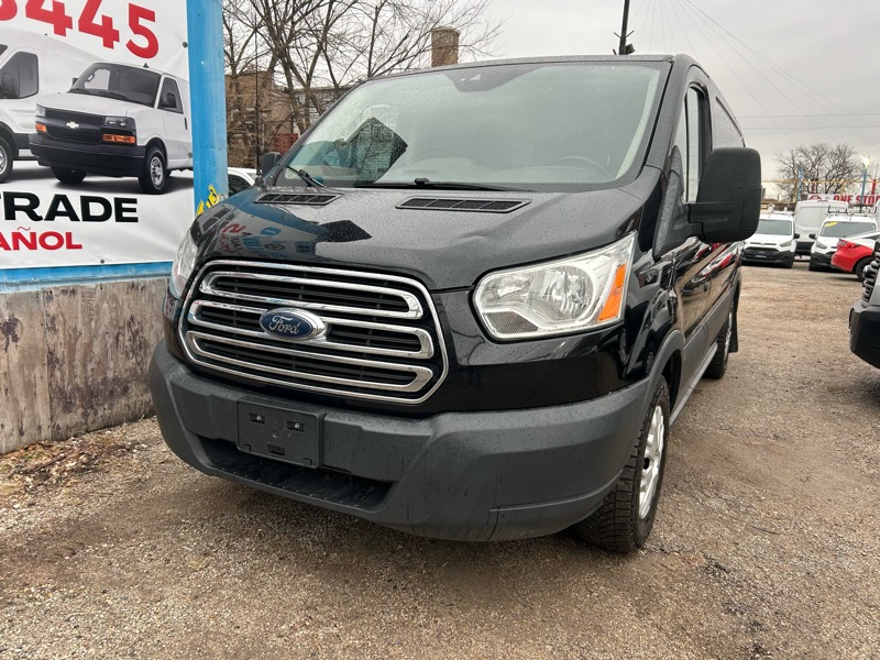 2017 Ford Transit 150 Van Low Roof w/Sliding Pass. 130-in. WB