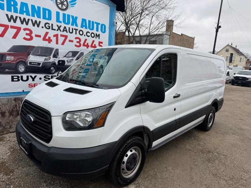 2018 Ford Transit 150 Van Low Roof w/Sliding Pass. 130-in. WB