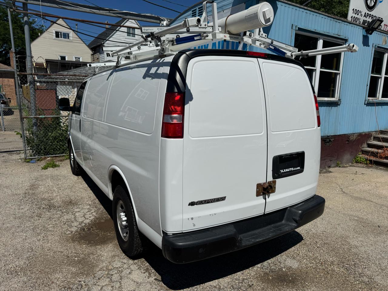 2017 Chevrolet Express Cargo Work Van - Photo 6