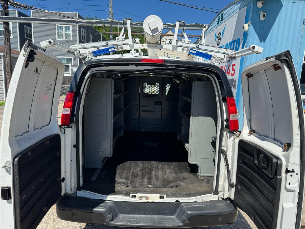 2017 Chevrolet Express Cargo Work Van - Photo 12