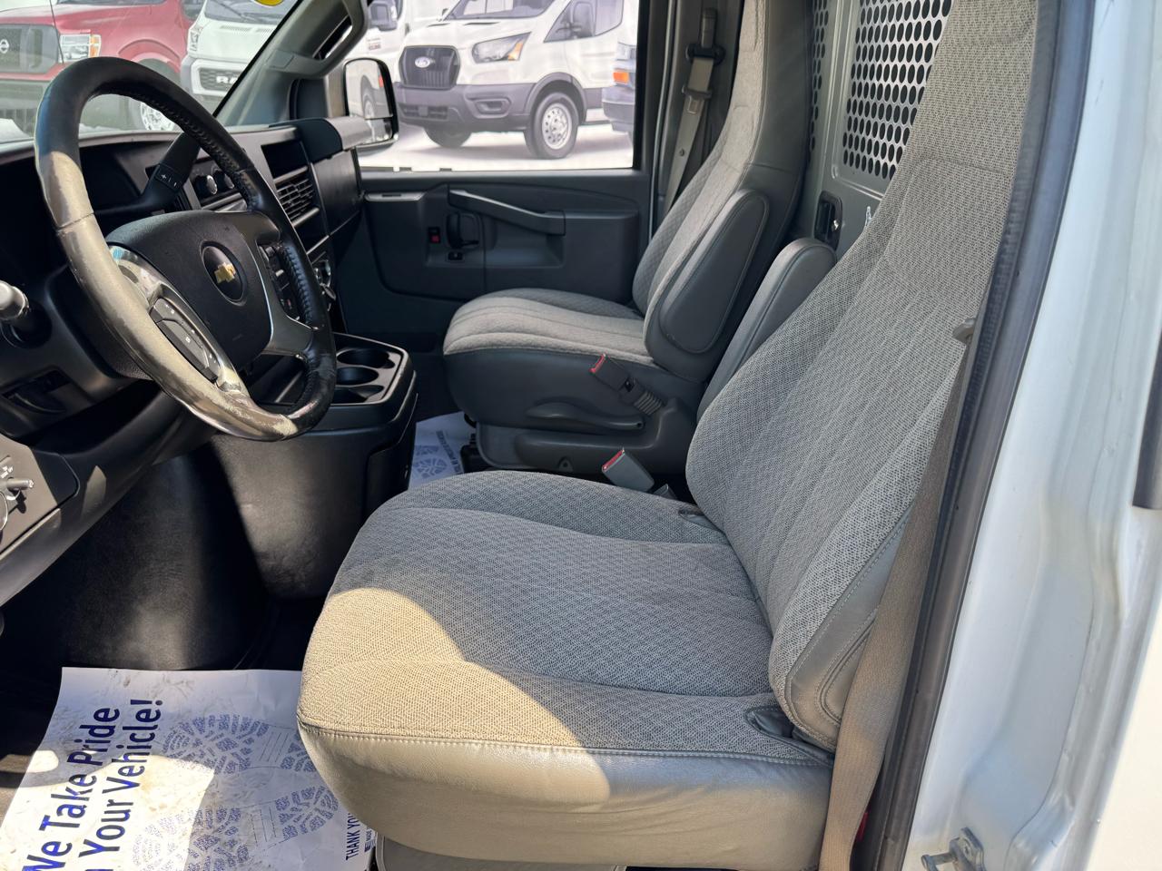 2017 Chevrolet Express Cargo Work Van - Photo 18