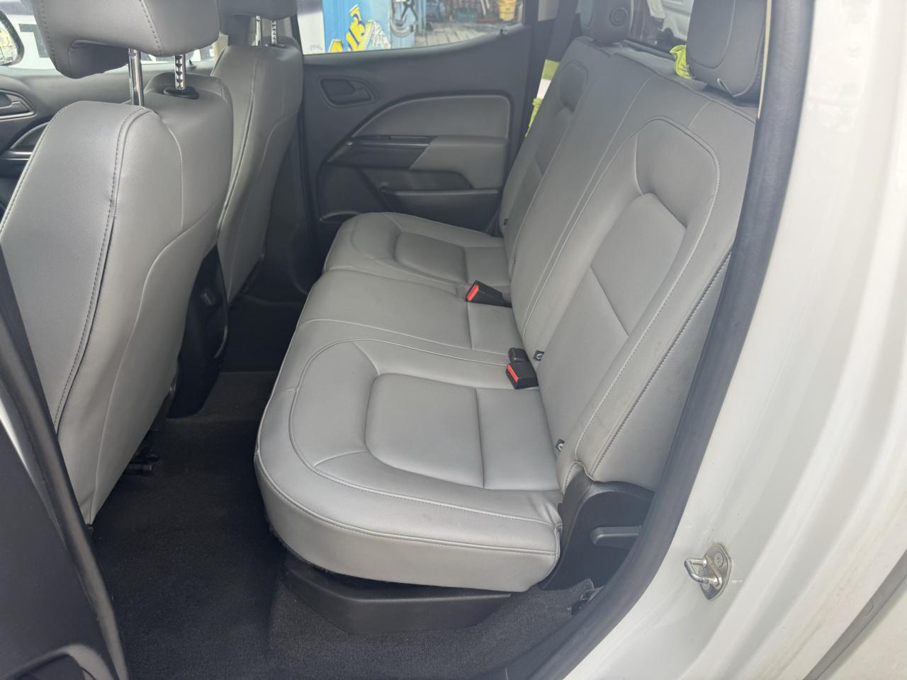 Chevrolet Colorado photo 16