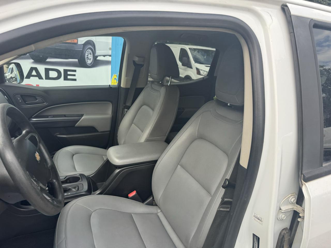 Chevrolet Colorado photo 21
