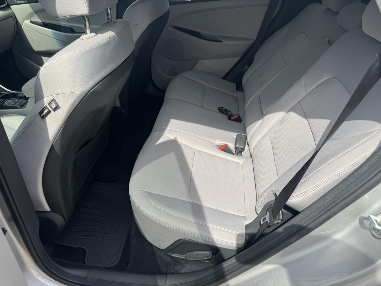 Hyundai Tucson photo 16