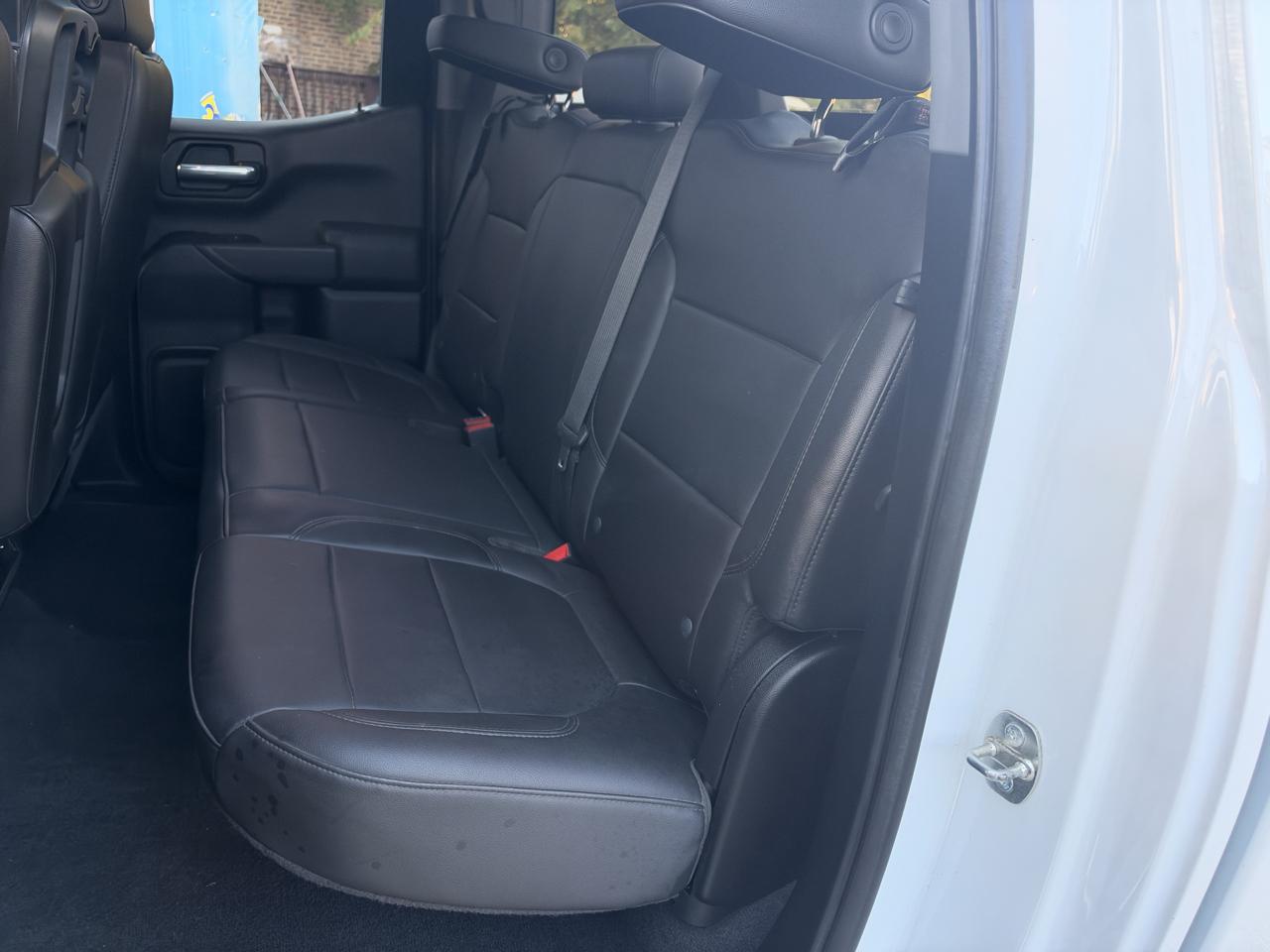 Chevrolet Silverado photo 18