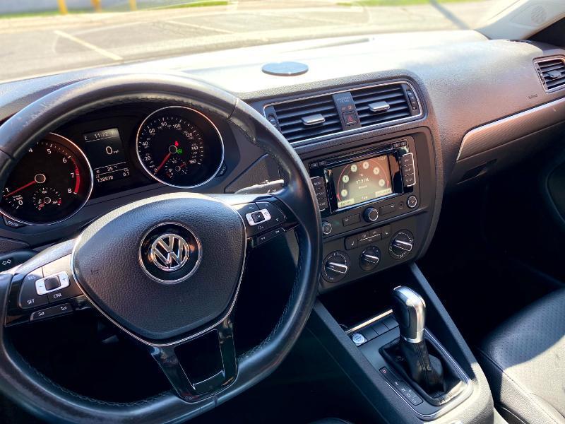 Volkswagen Jetta SE 6A 2015