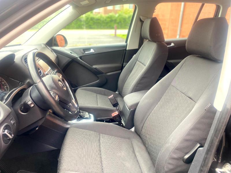 Volkswagen Tiguan S 2015