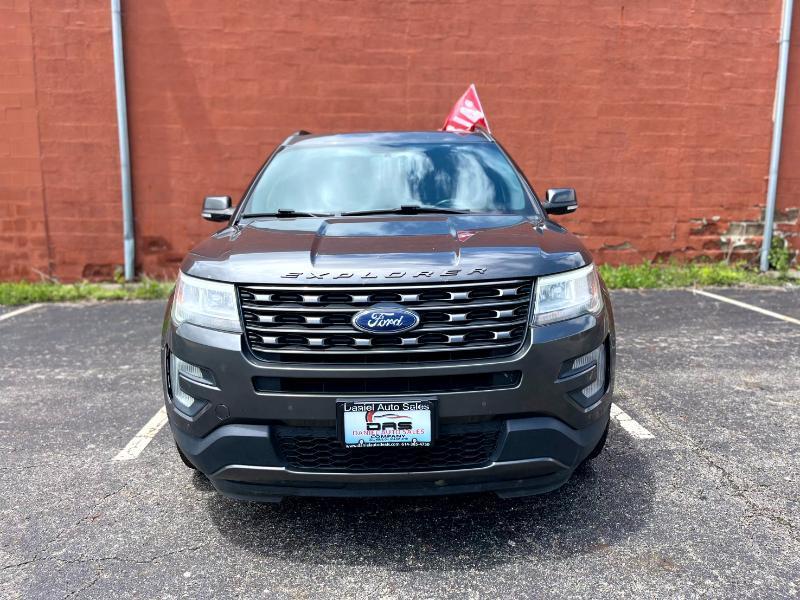 Ford Explorer XLT 4WD 2017