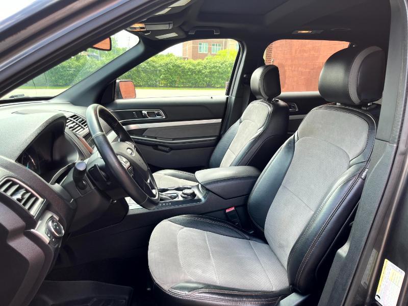 Ford Explorer XLT 4WD 2017