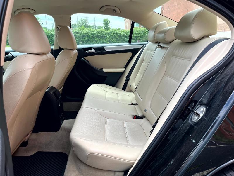 Volkswagen Jetta SE 2014