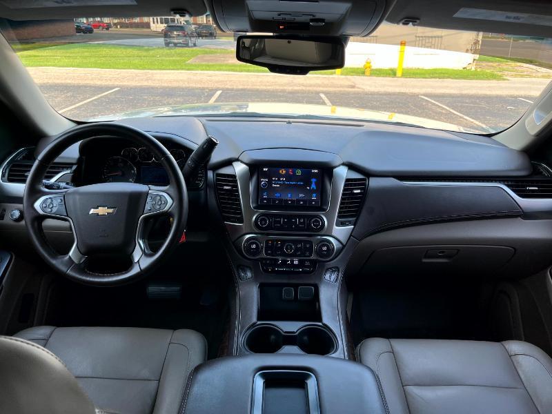 Chevrolet Suburban LT 1500 4WD 2015