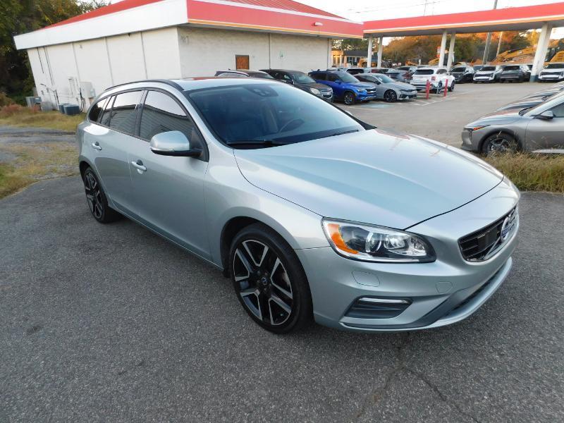 Volvo V60 T5 Dynamic 2018