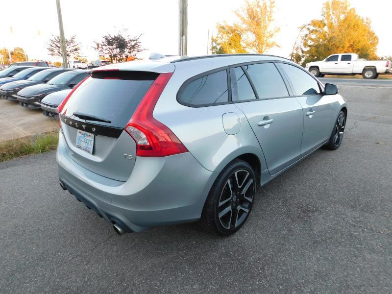 Volvo V60 T5 Dynamic 2018