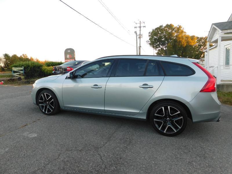 Volvo V60 T5 Dynamic 2018