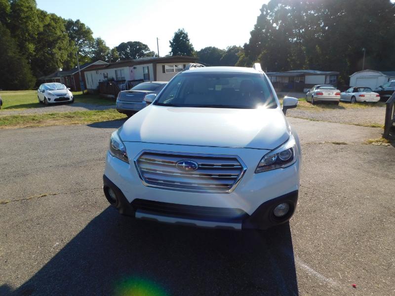 Subaru Outback 2.5i Limited 2017 Subaru Outback 2.5i Limited 2017