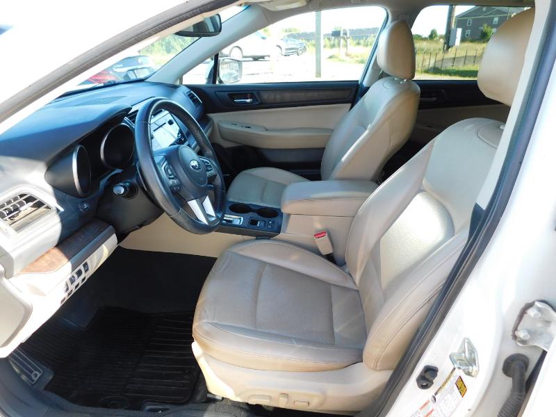 Subaru Outback 2.5i Limited 2017 Subaru Outback 2.5i Limited 2017