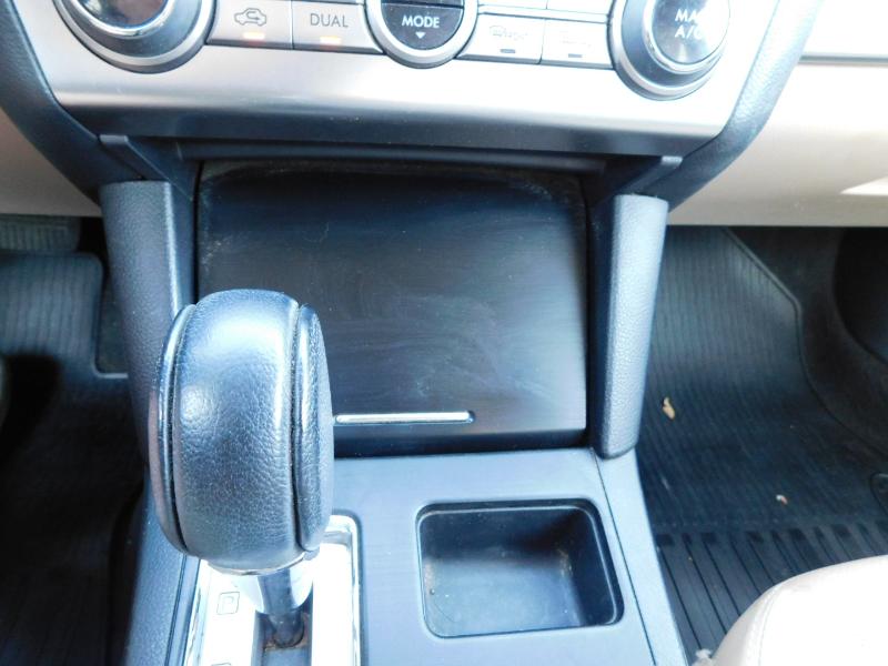 Subaru Outback 2.5i Limited 2017 Subaru Outback 2.5i Limited 2017