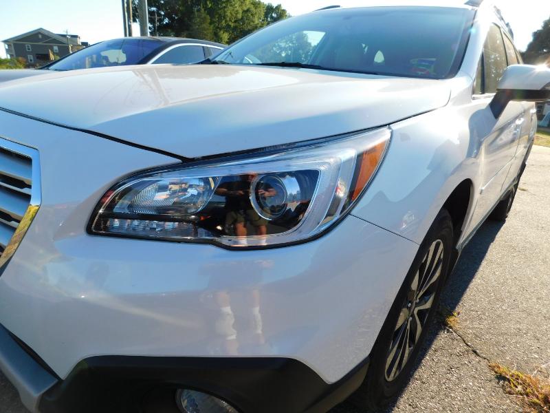 Subaru Outback 2.5i Limited 2017 Subaru Outback 2.5i Limited 2017