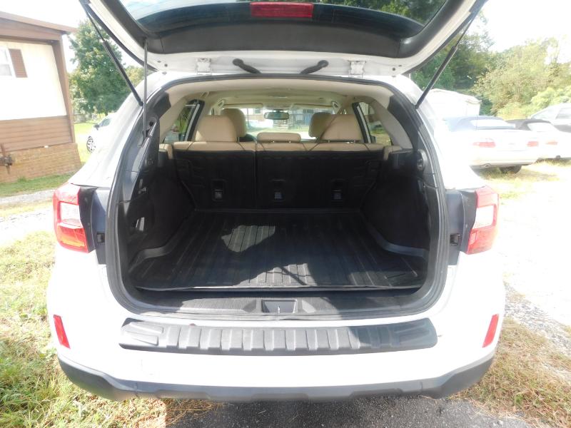 Subaru Outback 2.5i Limited 2017 Subaru Outback 2.5i Limited 2017