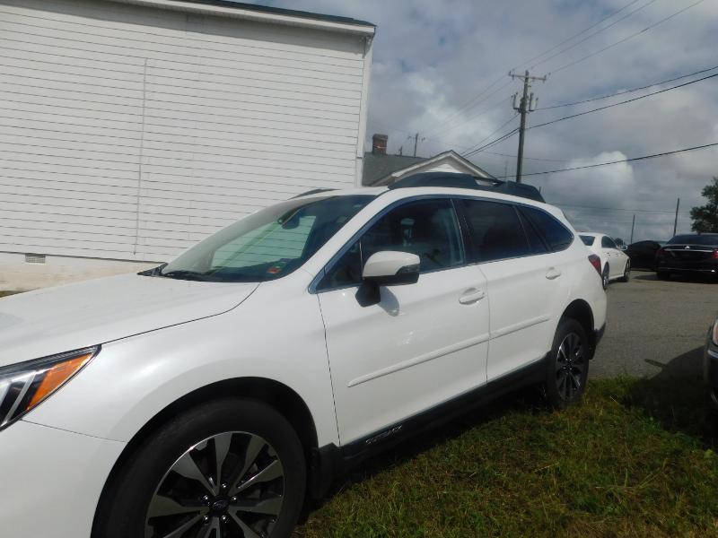 Subaru Outback 2.5i Limited 2017 Subaru Outback 2.5i Limited 2017