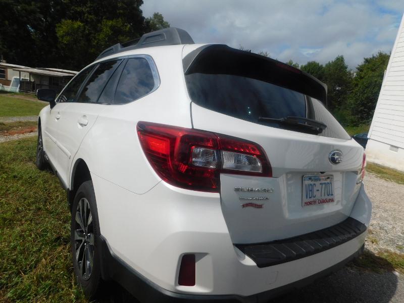 Subaru Outback 2.5i Limited 2017 Subaru Outback 2.5i Limited 2017