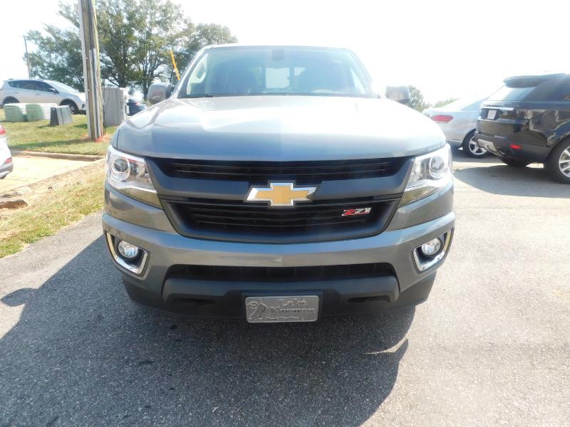 2020 Chevrolet Colorado Z71 photo 2