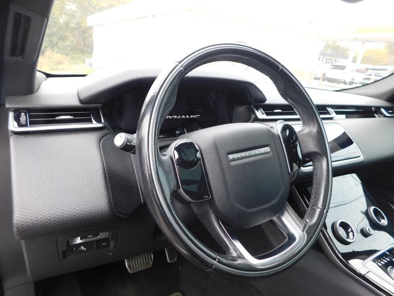 Land Rover Range Rover Velar R-Dynamic SE 2018 Land Rover Range Rover Velar R-Dynamic SE 2018