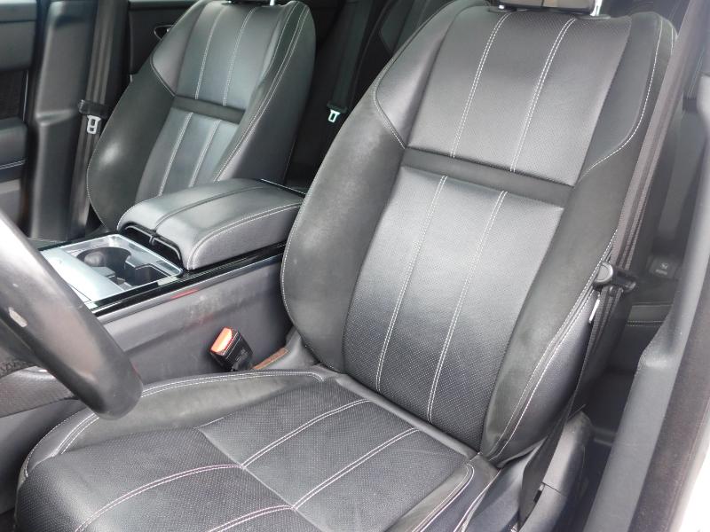 Land Rover Range Rover Velar R-Dynamic SE 2018 Land Rover Range Rover Velar R-Dynamic SE 2018
