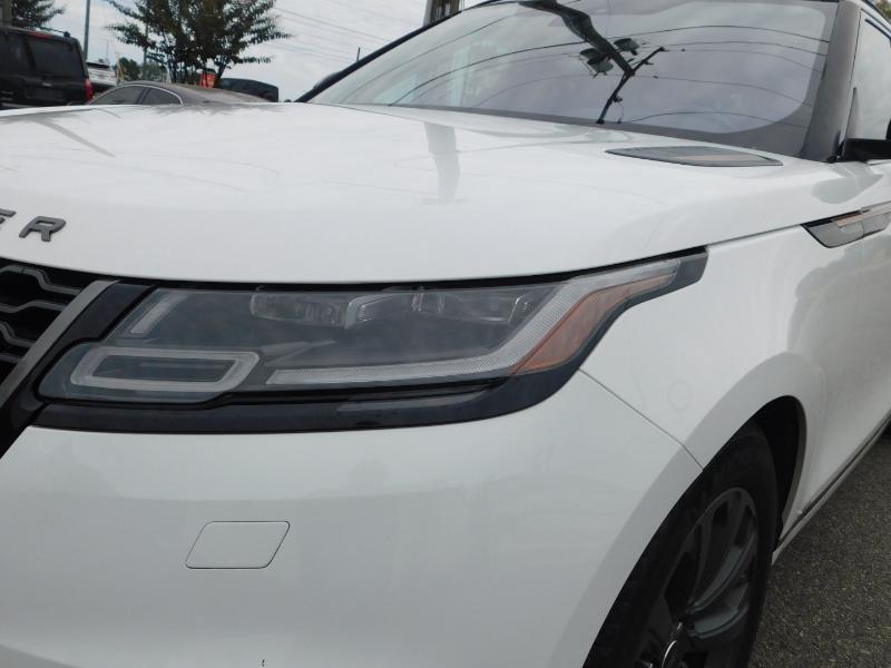 Land Rover Range Rover Velar R-Dynamic SE 2018 Land Rover Range Rover Velar R-Dynamic SE 2018