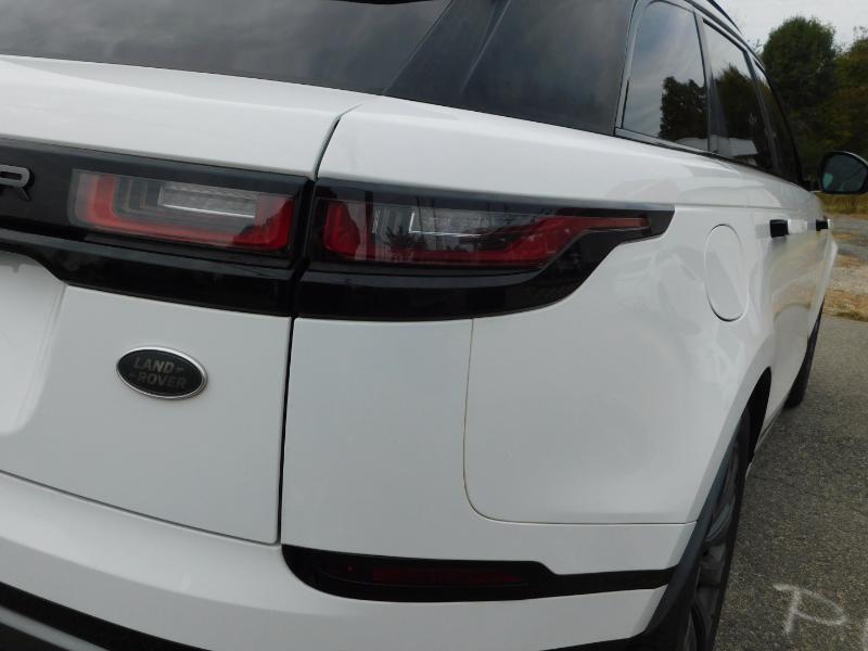 Land Rover Range Rover Velar R-Dynamic SE 2018 Land Rover Range Rover Velar R-Dynamic SE 2018