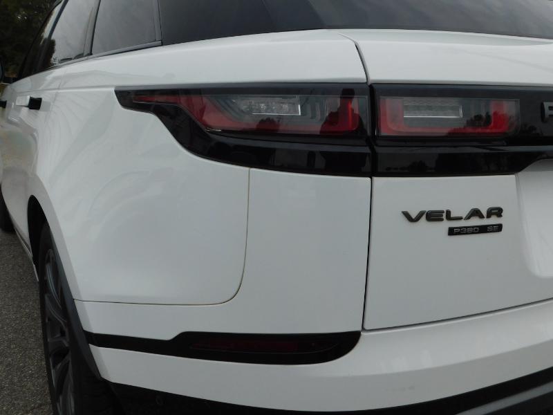 Land Rover Range Rover Velar R-Dynamic SE 2018 Land Rover Range Rover Velar R-Dynamic SE 2018