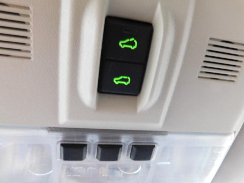 Land Rover LR4  2016