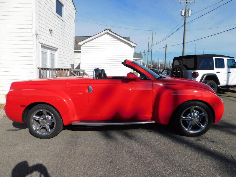 Chevrolet SSR Base 2004