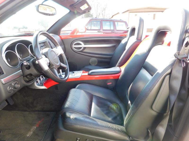 Chevrolet SSR Base 2004