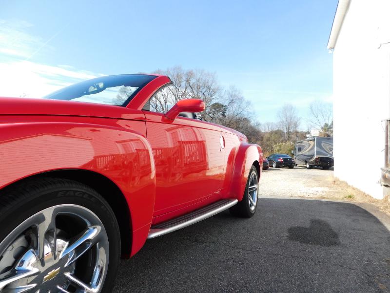 Chevrolet SSR Base 2004