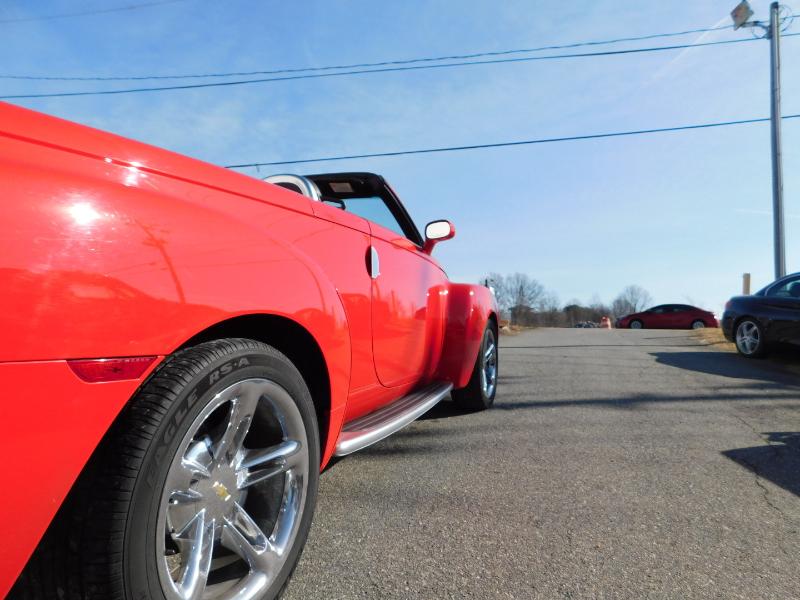 Chevrolet SSR Base 2004