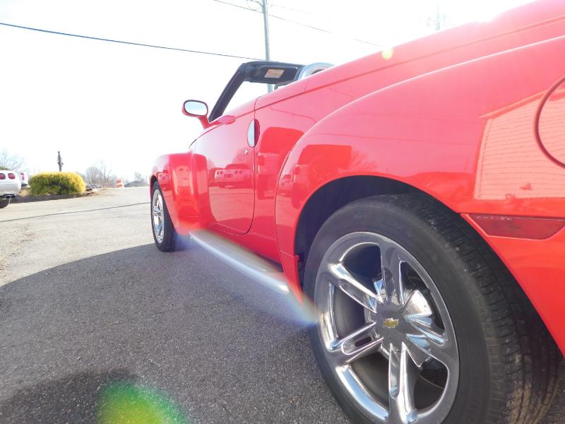 Chevrolet SSR Base 2004