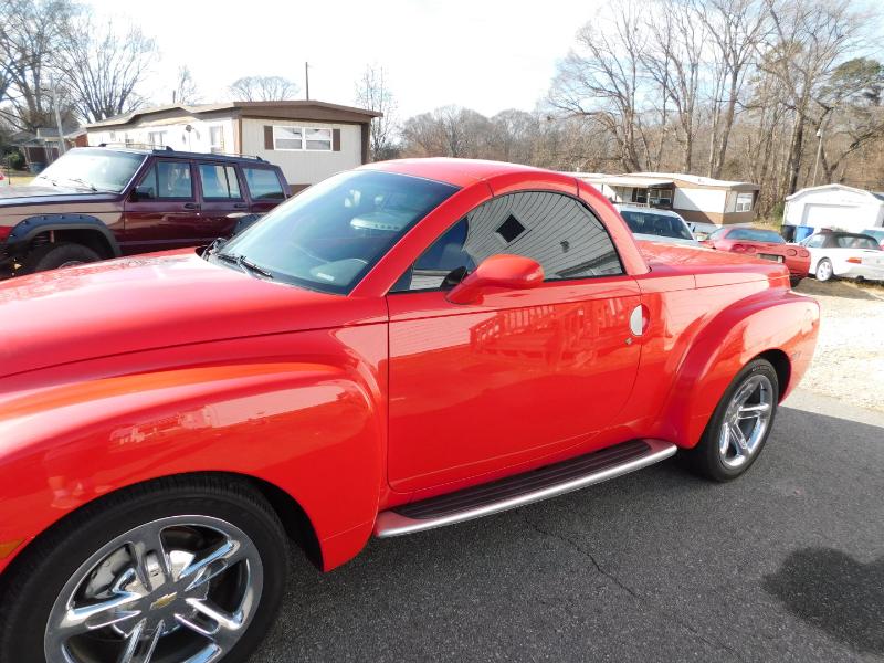 Chevrolet SSR Base 2004