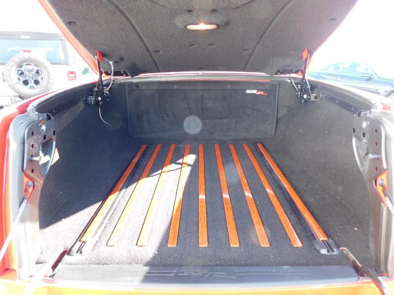 Chevrolet SSR Base 2004