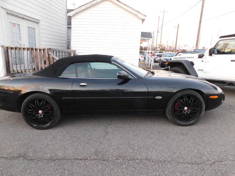 Jaguar XK-Series XKR Convertible 2002