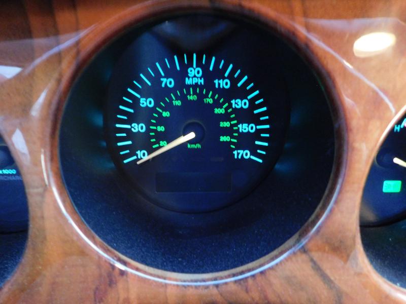 Jaguar XK-Series XKR Convertible 2002