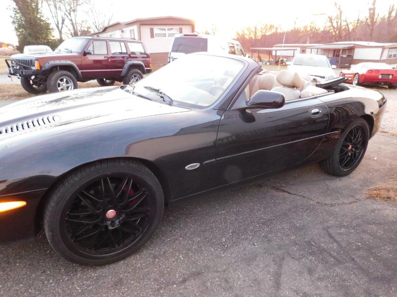 Jaguar XK-Series XKR Convertible 2002