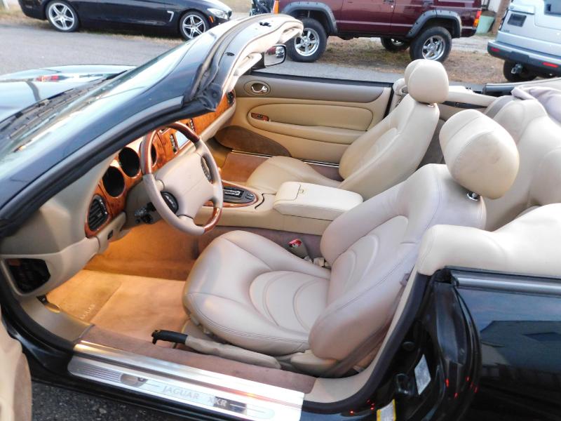 Jaguar XK-Series XKR Convertible 2002