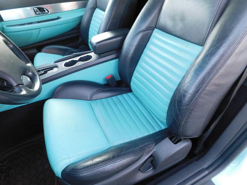 Ford Thunderbird Deluxe 2002