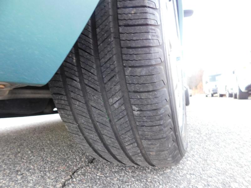 Ford Thunderbird Deluxe 2002